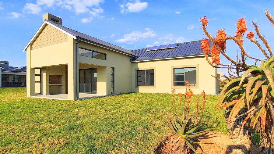 2 Bedroom Property for Sale in Hartland Lifestyle Estate Western Cape